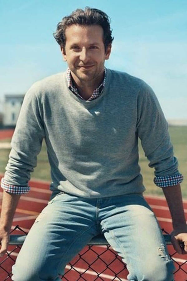 Simple & Sexy Look of Bradley Cooper