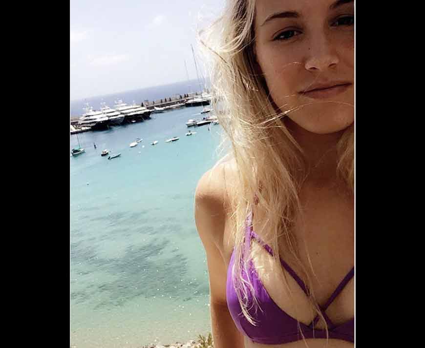 Eugenie-Bouchard-enjoying-near-the-beach-in-bikini-showing-her-boobs