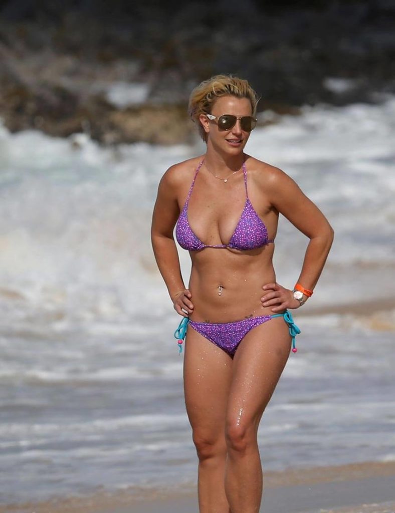 Britney Spears Bikini Pictures Hot American Singer Britney Spears