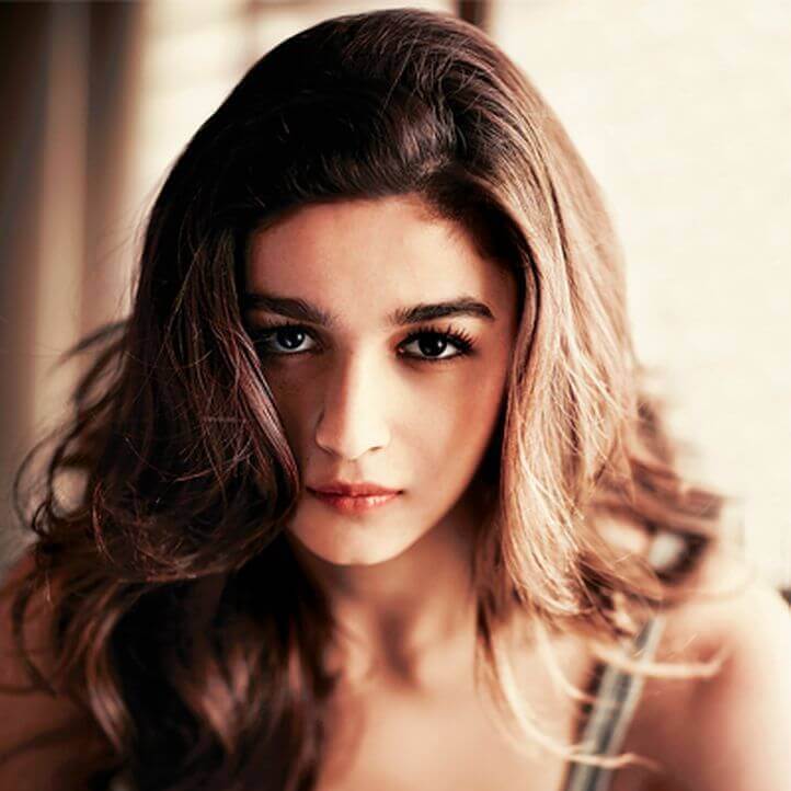 Alia Bhatt New Photos Download Of 2017 2018 - Alia bhatt reacts to ...