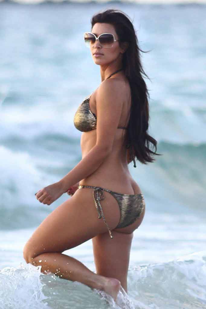 Kim Kardashian hot ass photos in bikini swimsuit