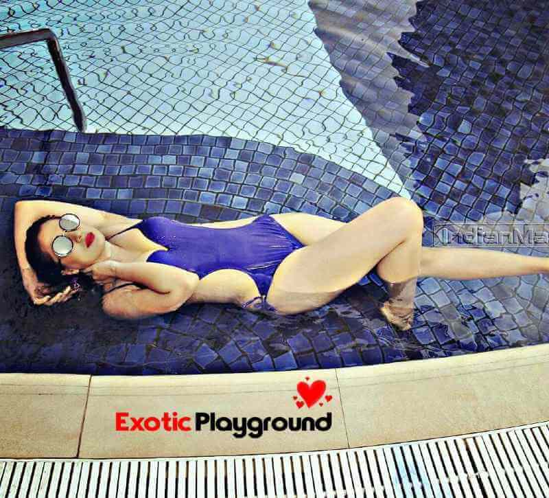 Raai-Laxmi-turns-up-the-heat-wearing-blue-bikini-in-swimming-pool