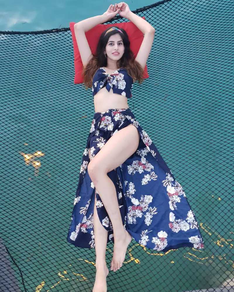 sakshi-malik-hot-ass-show-in-bikini-on-vacation