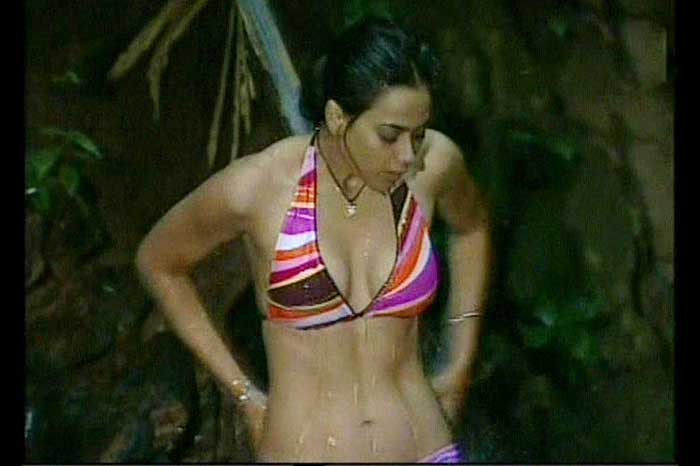shweta-tiwari-bikini-bra-pics-from-tv-show